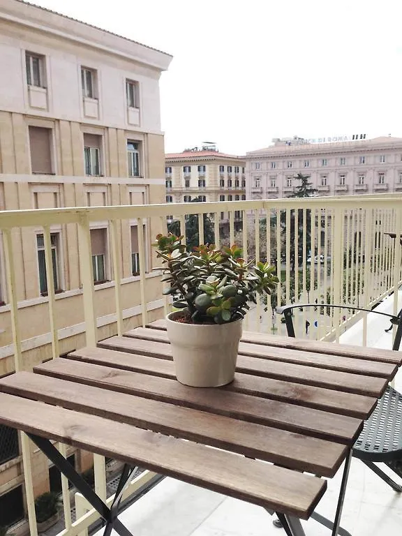 Guest house Domus Municipio Hotel Naples
