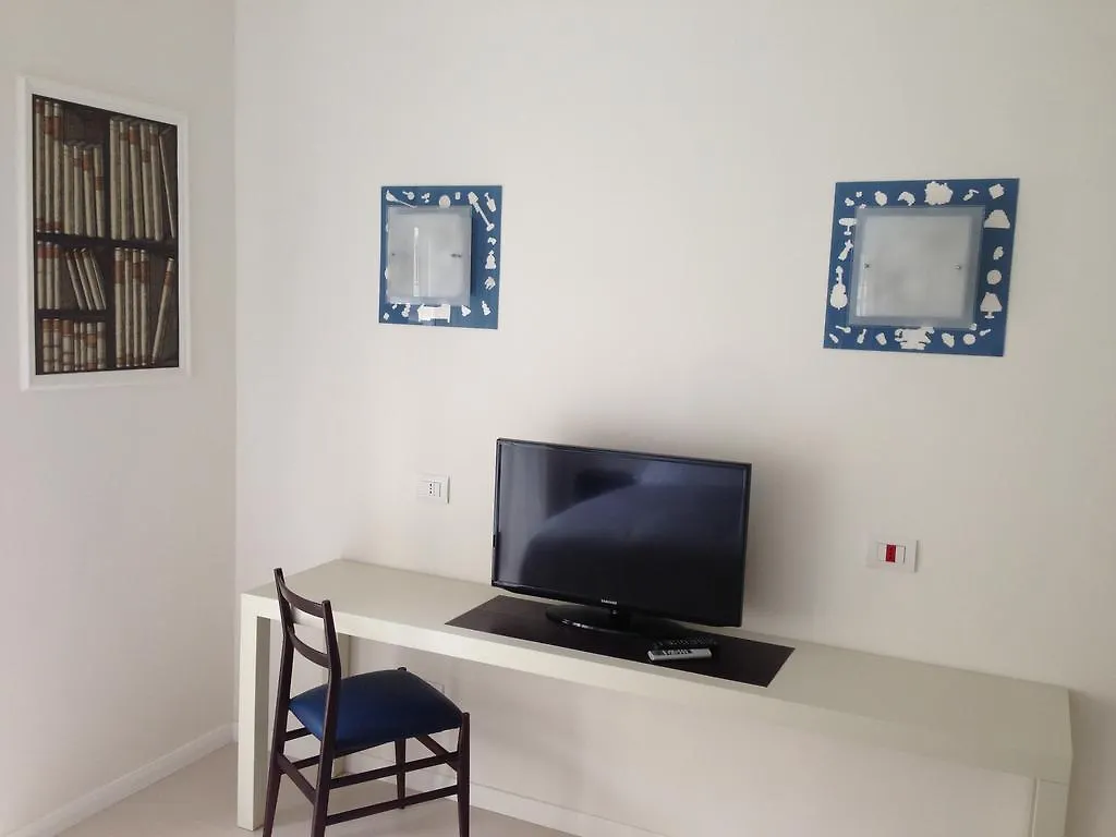 Domus Municipio Hotel Naples Guest house
